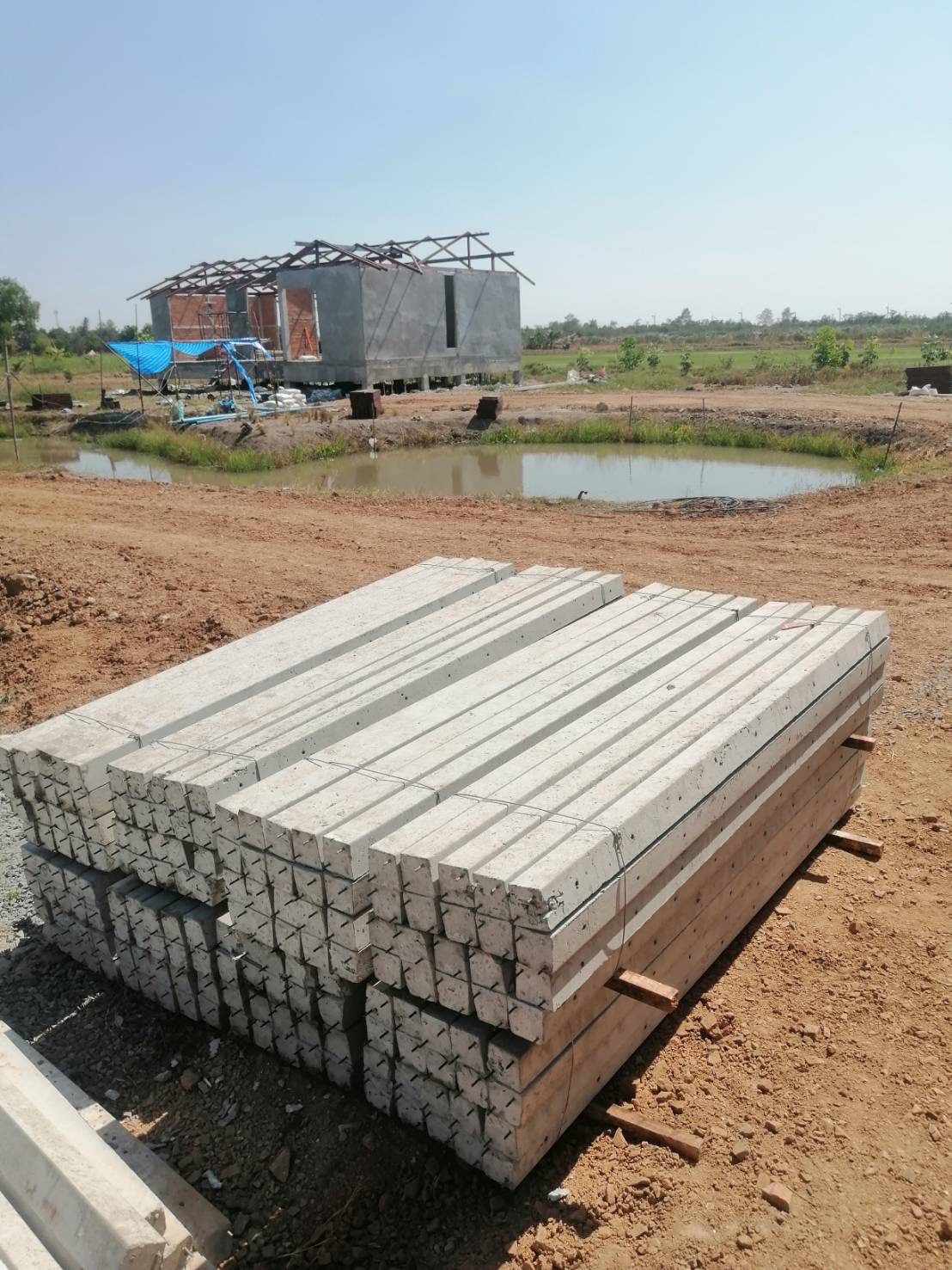 บริษัท เจวาย แมททีเรียล จำกัด | ลวดหนามเบอร์ 14 ลวดหนามกันสนิม เสารั้วคอนกรีตอัดแรง โรงงานผลิตแผ่นพื้นคอนกรีต โรงงานผลิตเสาเข็มไอ